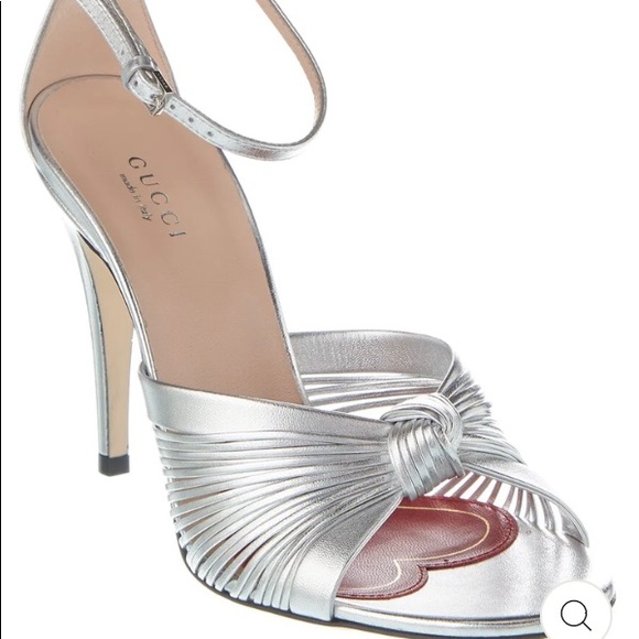 GUCCI Metallic Leather Sandals - Picture 12 of 13